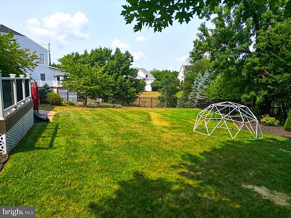 4th image of 308 Huntersridge Rd
