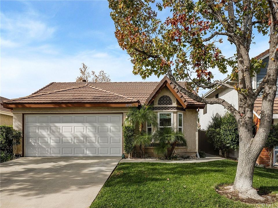 1st image of 26723 Pamela Dr