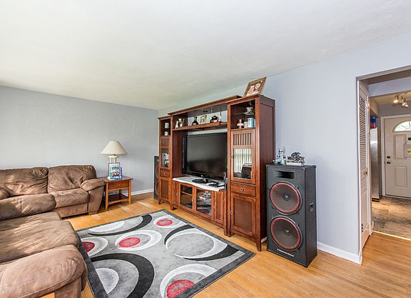 5th image of 2612 E Bonnie Brook Ln