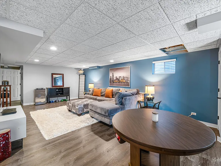 439 S Church Rd — Photo 34