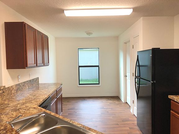 2nd image of 2305 Bexley Dr