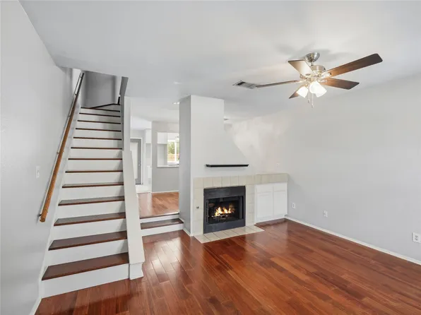 11901 Swearingen Dr APT 27, Austin, TX 78758
