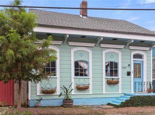 3054 Burgundy St, New Orleans, LA 70117