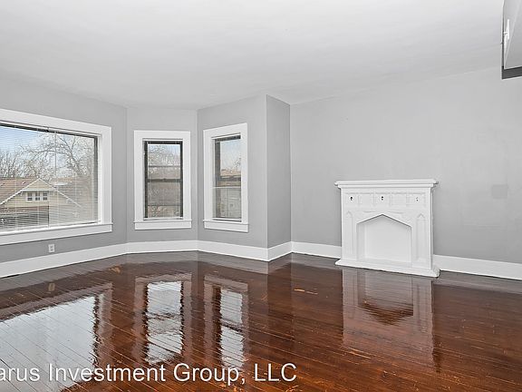 5th image of 7118 S East End Ave APT 3A