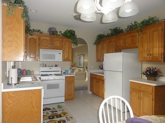 5th image of 8750 Crystal Creek Dr