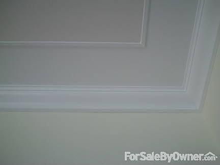 3rd image of 24 Woodcrest Dr