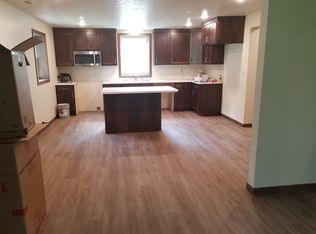 1823 E 34th St N, Sioux Falls, SD 57104