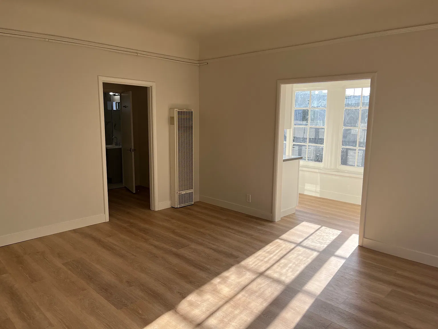 1 bed, 792 sqft, $2,750 — Photo 3