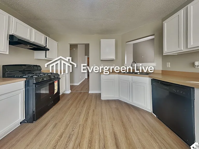 5279 High Tide Ct — Photo 5