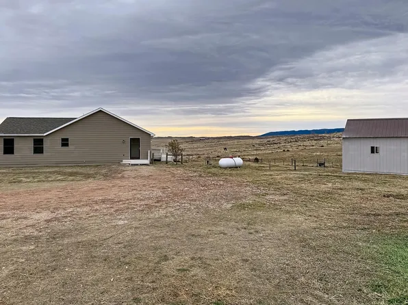 299 Trabing Rd, Buffalo, WY 82834