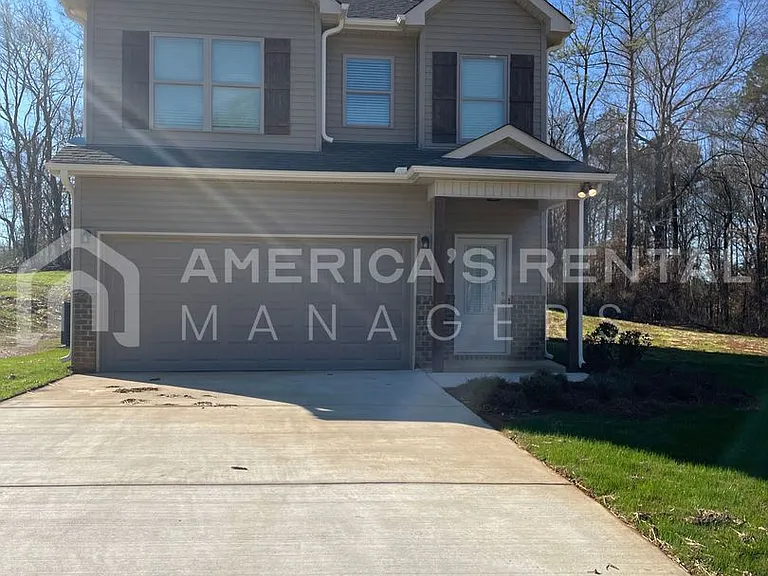 289 Buckhorn Cir — Photo 1
