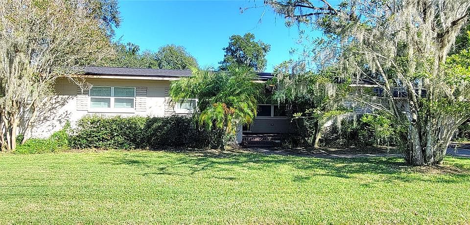 1st image of 2025 MERRITT PARK DRIVE