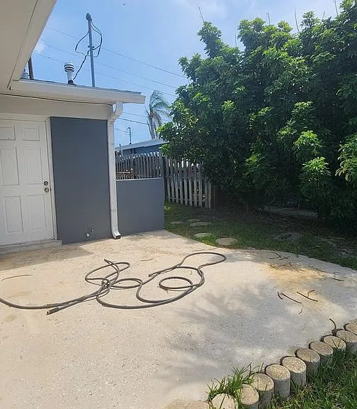 1550 W Central Ave — Photo 27