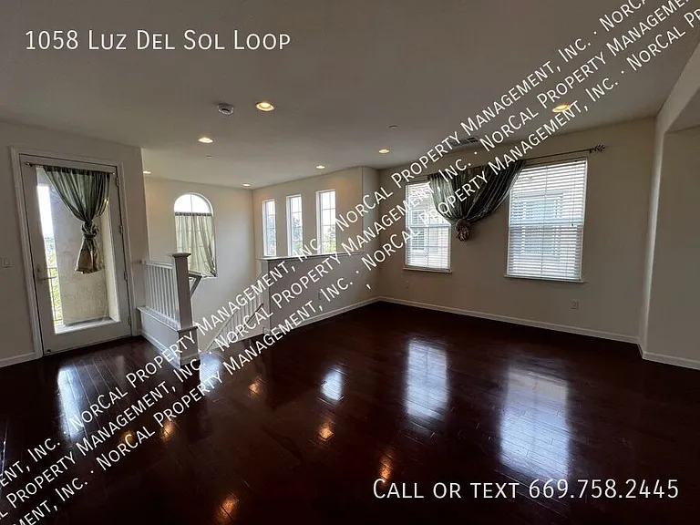 1058 Luz Del Sol Loop — Photo 7