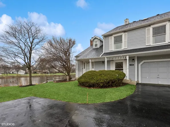 1304 Queensgreen Cir, Naperville, IL 60563