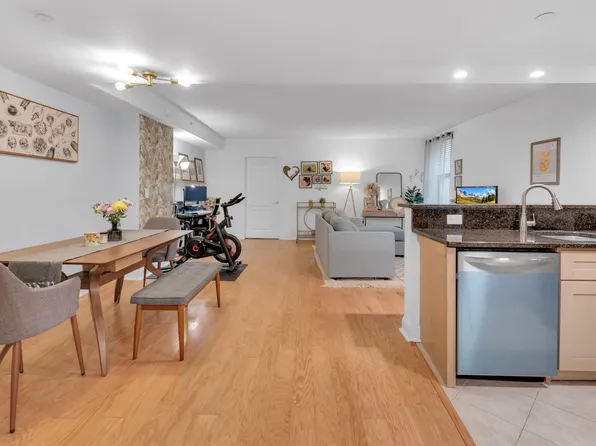 4301 Park Ave APT 4F, Union City, NJ 07087