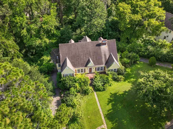 1801 Wellington Rd, Homewood, AL 35209