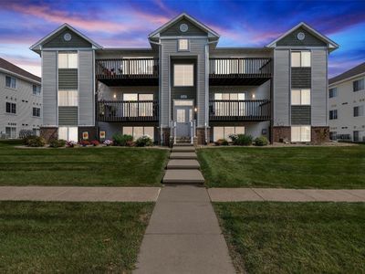 6430 Creekside Dr NE Unit 8, Cedar Rapids, IA, 52402