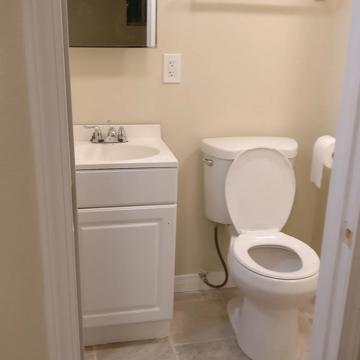 415 Venice Way — Photo 3