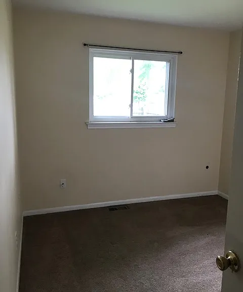 1735 Moulin Ave — Photo 15