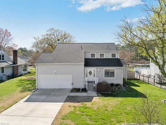 215 Skipper Ct, Hampton, VA 23669