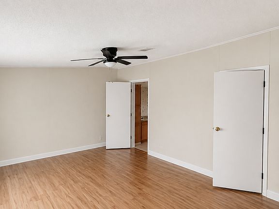 5th image of 4613 3rd Ave