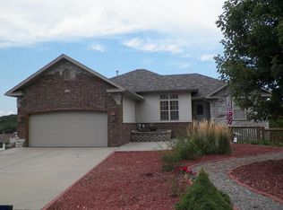 4449 N Branavy Ave, Springfield, MO 65803