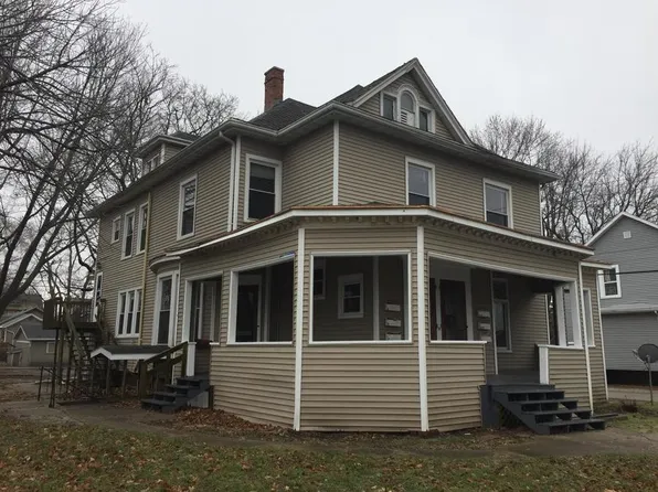 505 E Locust St, Bloomington, IL