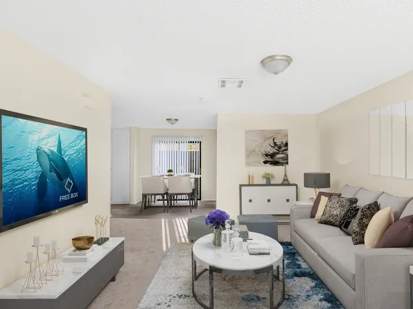 1341 E Avenue R, Palmdale, CA 93550