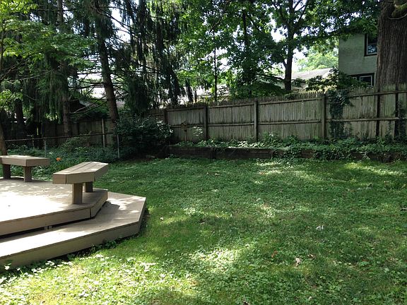 2nd image of 3575 Erie Ave #2
