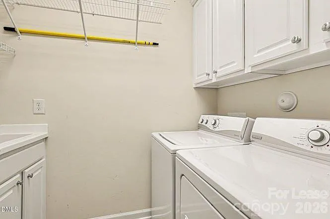 904 Peltier Dr — Photo 9