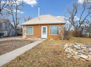 815 Aurora St, Belle Fourche, SD 57717