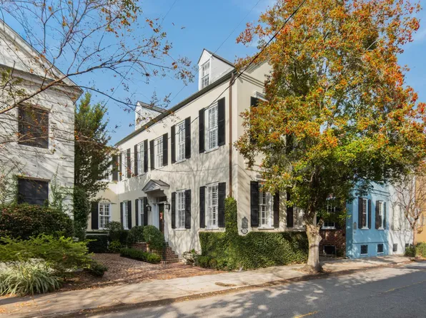 32 Wentworth St, Charleston, SC 29401
