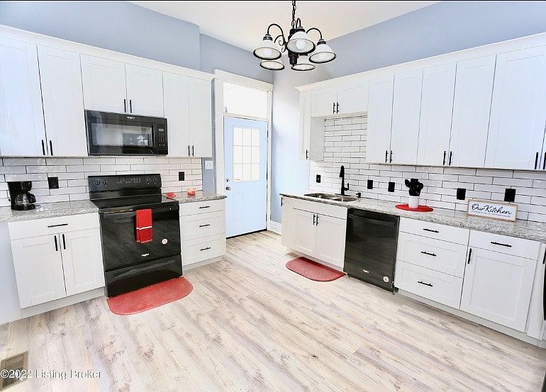 1st image of 520 W Oak St #2
