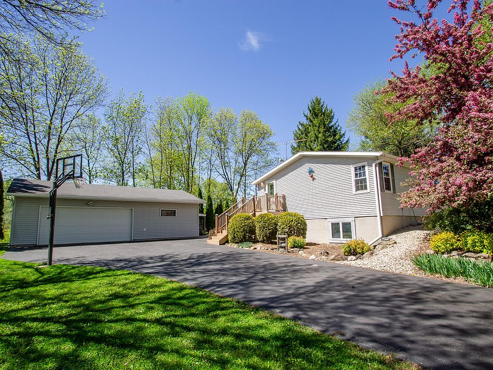 1st image of W2506 Circle Dr