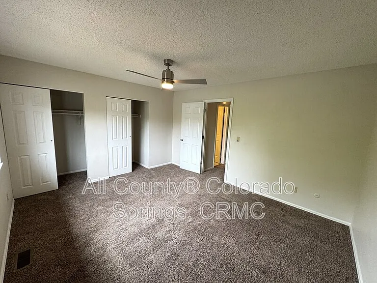 1138 Delaware Dr — Photo 13