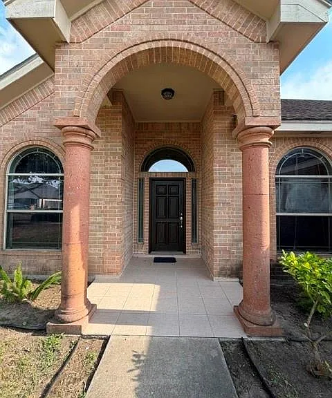 1104 Sundown Cir — Photo 4