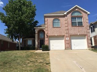 1512 Chateau Ln, Mansfield, TX 76063