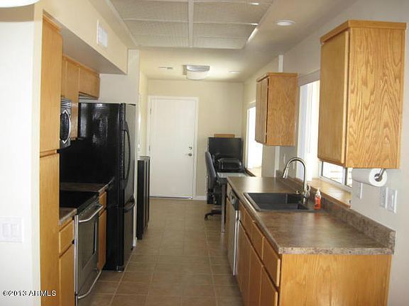 4th image of 14919 W Buttonwood Dr