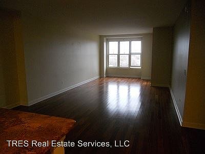 3rd image of 300 Anthony Ave Unit 408