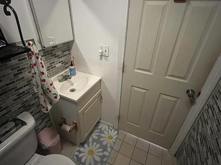 1105 Cambridge St #3 — Photo 11