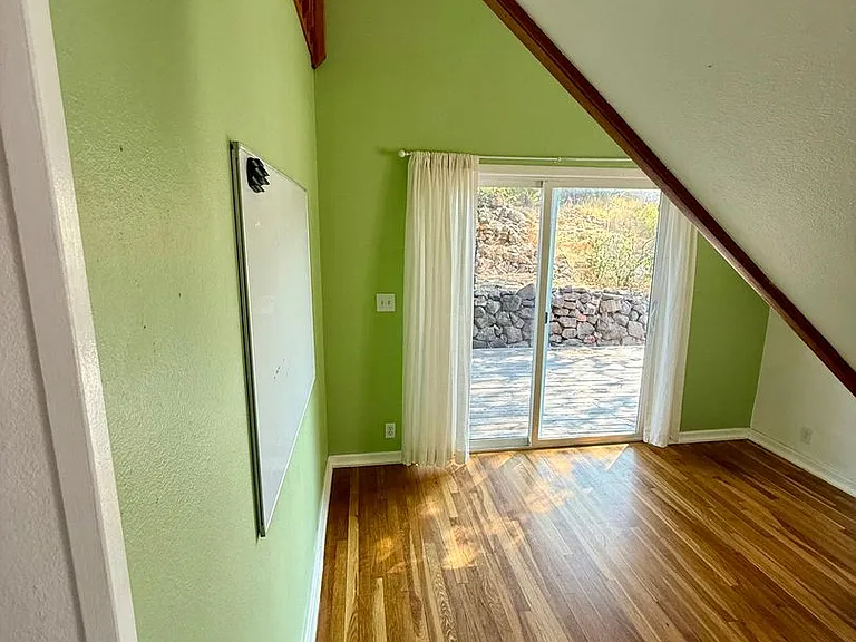 2036 Lavey St — Photo 21