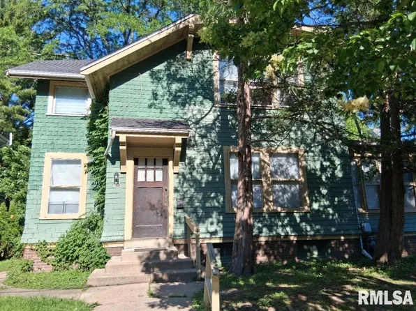 810 N Douglas St, Peoria, IL 61606