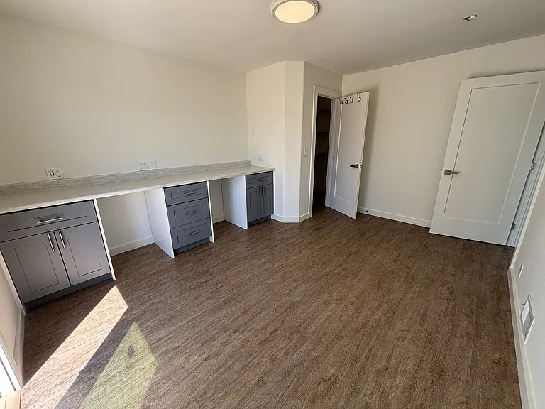 265 Lobos St — Photo 10