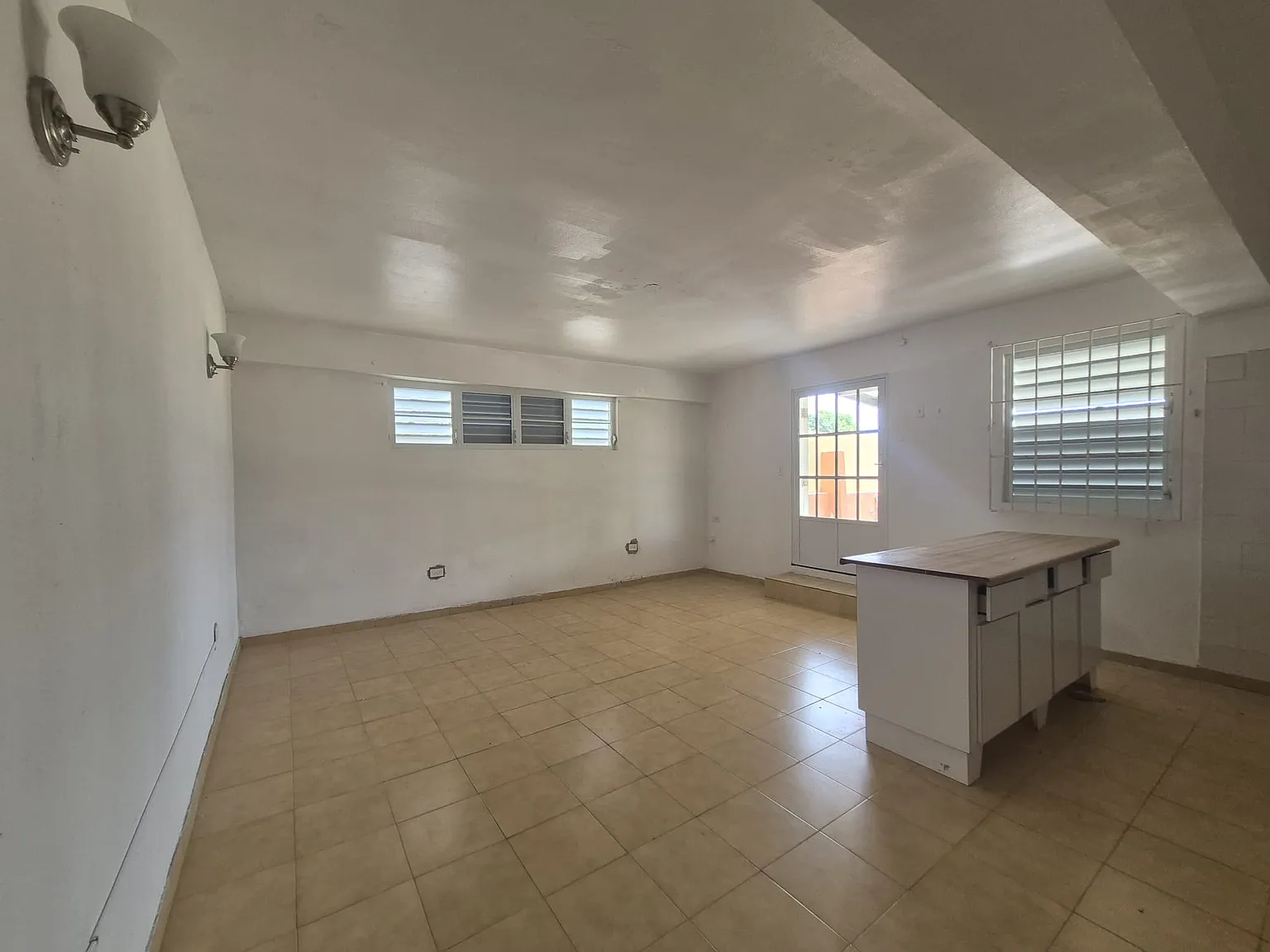 2 bed, 800 sqft, $800 — Photo 4