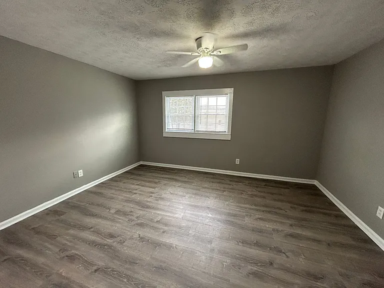 435 Hogue Ave — Photo 6