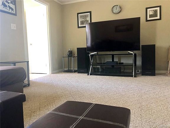 4th image of 1283 92nd St
