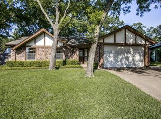 3614 Bordeaux Ct, Arlington, TX 76016