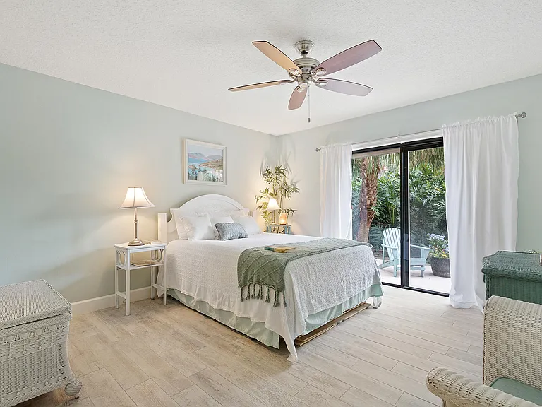 204 Sea Oats Dr #D — Photo 12