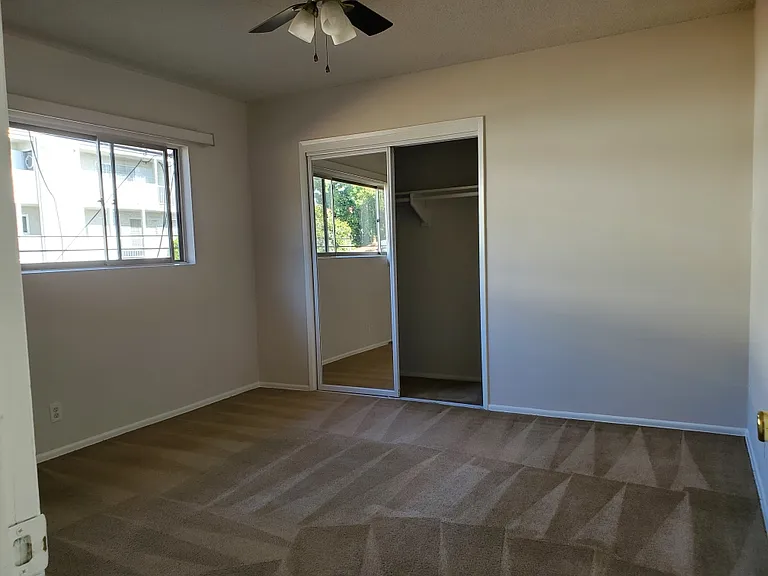 1622 Grismer Ave #G — Photo 15